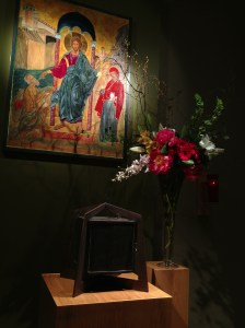 The flowers in next to the Tabernacle were provided by Kim Foren owner of Geranium Lake Flowers