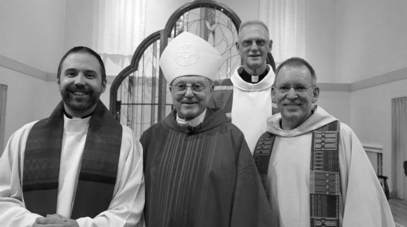 10407512_846413385386324_3422806209598408555_n